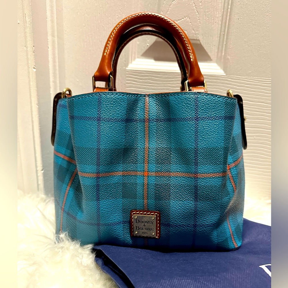 Dooney & Bourke plaid mini Barlow